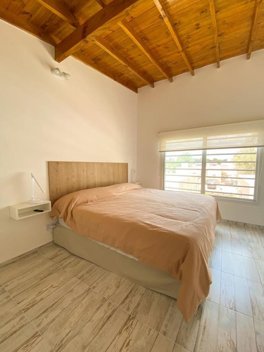 Imagen 6 de 14 de Alquiler Aguas Verdes Duplex 3 Amb Y Casa 2 Amb