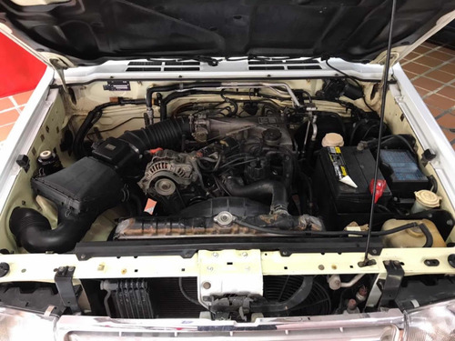 Imagen 10 de 10 de Mitsubishi Montero Dakar 3.0 V6