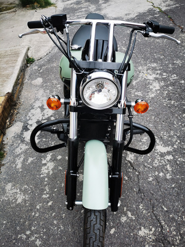 Kawasaki Vulcan Custom 900c.c