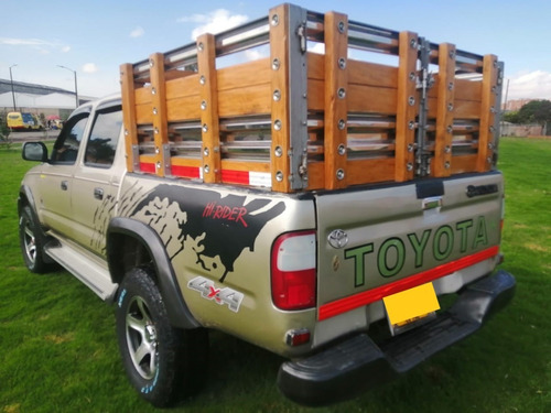 Toyota Hilux 2.4 Cc 4x4