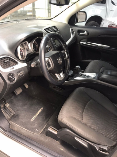 Imagen 10 de 12 de Dodge Journey Se 2.4