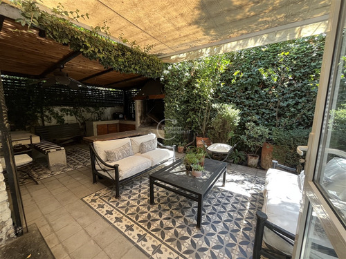 Preciosa Casa Al Lado Colegio Villa Maria Y Verbo Divino