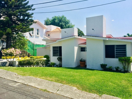 Casa En Renta Lomas De Cocoyoc (manantial)