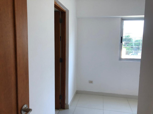 Se Vende Hermoso Y Confortable Apto. En Piantini