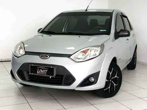 Ford Fiesta 1.6 Rocam Sedan 8v