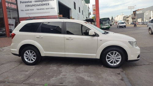 Imagen 4 de 11 de Dodge Journey Sxt 2.4 2017 Di Buono