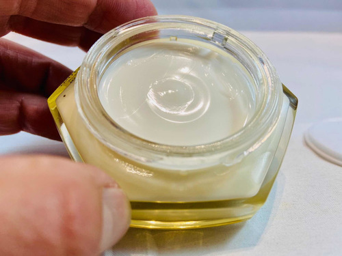 Imagen 6 de 6 de Guerlain Abeille Royale, Crema De Dia Pieles Secas, Nueva.