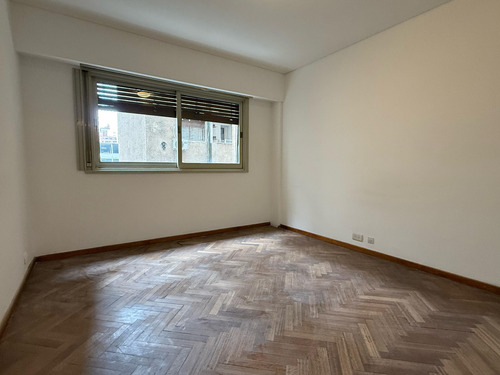 Buen Pastor, Corazon De Nueva Cordoba Semi Piso Con Cochera Y Balcon Terraza