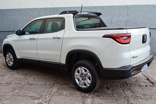 Imagem 4 de 15 de Toro Freedom 1.8 Automático Completo, Som Usb E Bluetooth