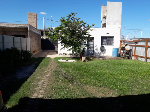 Venta Casa De 2 Dormitorios En Troncales Del Sur