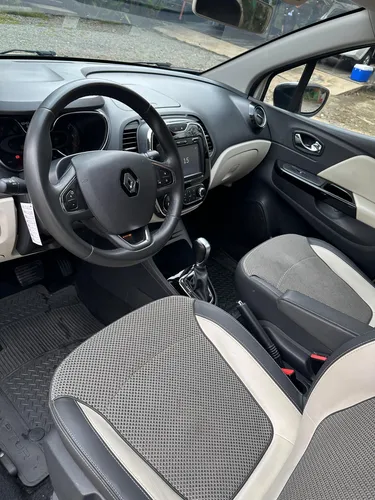 Renault Captur 2.0 Intens Automática