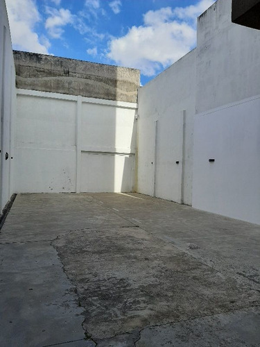 Imagen 3 de 16 de Departamento En Venta En Lanús Oeste