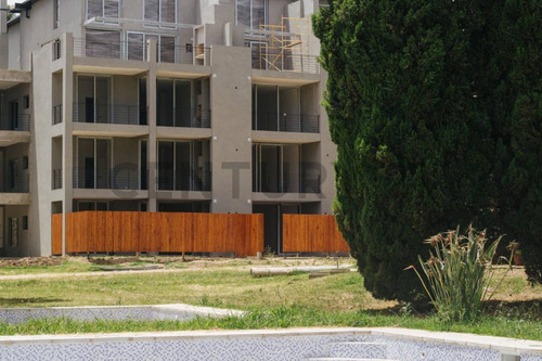 45 Hip Park, Pilar. Pre Venta Tres Ambientes. Amenities, Vistas, Cochera.