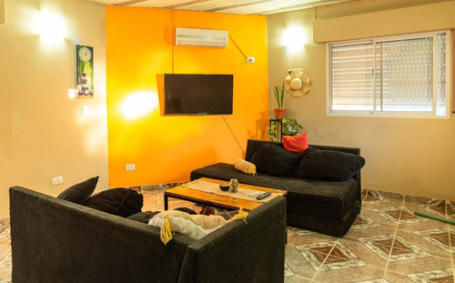 Imagen 5 de 23 de Casa De 3 Habitaciones En Venta!