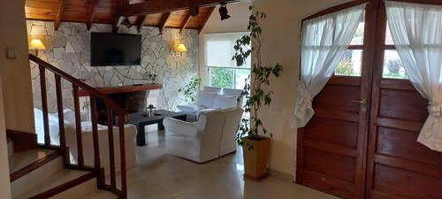 Casa En Alquiler Ubicado En Campo Chico, Pilar, G.b.a. Zona Norte