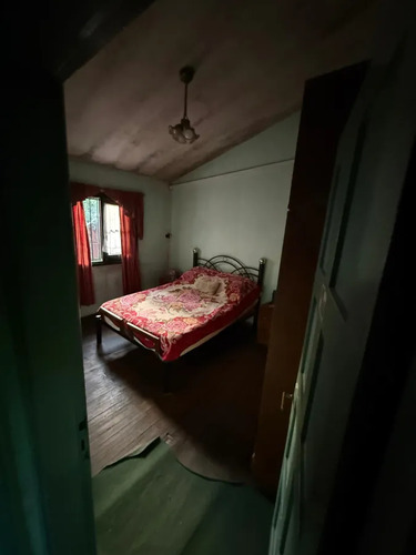 Se Venden 2 Casas En Lezica Mismo Padrón