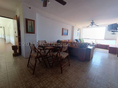 Apartamento En Venta Longa Espana #24-3323 Johana Blanco