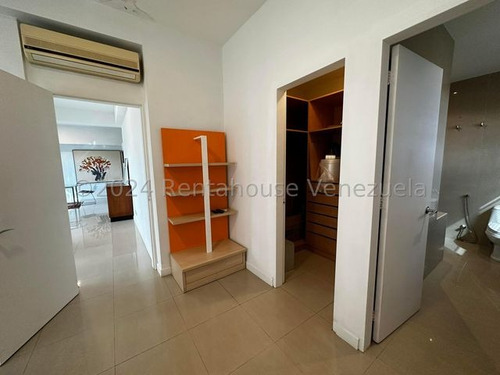Leandro Manzano Apartamento En Venta,santa Eduvigis Mls #25-17200 As