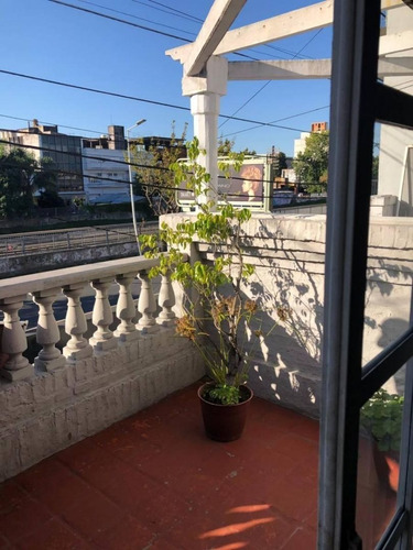 Imagen 1 de 13 de Av. Rivadavia 15.600, Moròn