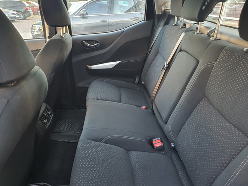 Imagen 13 de 15 de Nissan 2022 Pick-up Frontier 2.3 Dc 4x2 Xe