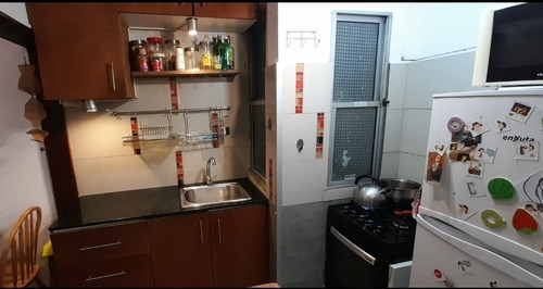 Imagen 2 de 11 de Apartamento Al Frente Casi Avenida. Muy Luminoso. Perfecto Estado. Ideal Renta . Gastos Bajos