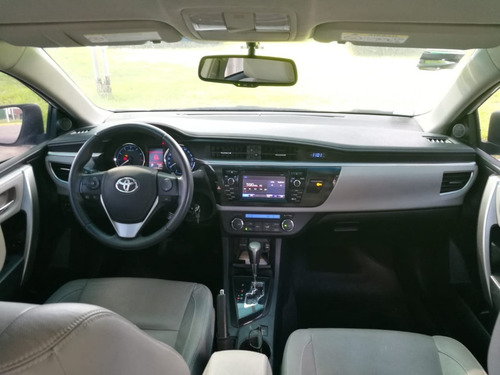 Toyota Corolla Xei 1.8 2016 Blanco Automático Cuero