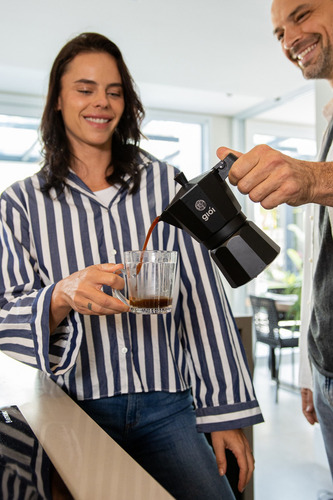 Gioi Café, 100% Arábica, Torrado E Moído( 1kg, Blend Média)