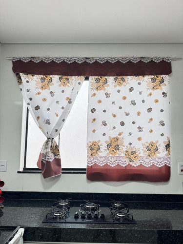 Jogo De Cozinha Diamante Com Toalha Mesa 4 Cadeiras Flor Marrom