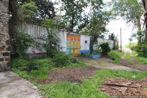 Imagen 1 de 1 de Terreno Comercial En Santa María Ahuacatitlán / Cuernavaca - Est-1831-tco