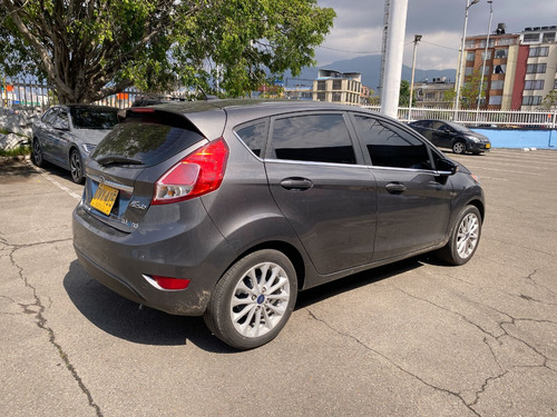 Ford Fiesta 1.6 Hatchback Titanium