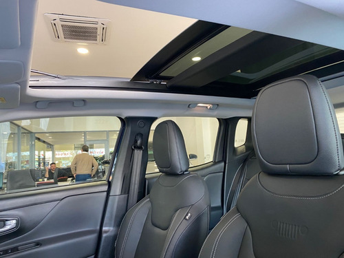 Imagen 11 de 25 de Jeep Renegade Longitude Turbo My23