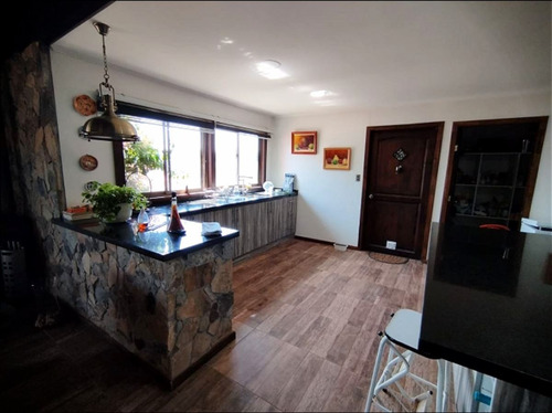 Venta Parcela, 5 Dormitorios. Mas Cabaña De 60 Mt2 Limache
