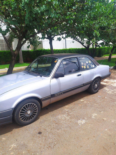 Imagem 1 de 1 de Chevrolet Dl