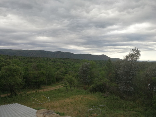 Casa Campestre Muy Amplia Y Cómoda Con 12.000m2 Propio Sen Villa General Belgrano, Se Puede Alquilar Con Opción A Compra.