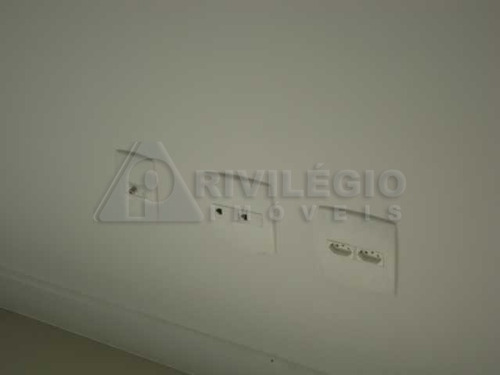 Apartamento À Venda, 1 Quarto, Catete - Rio De Janeiro/rj - 12284