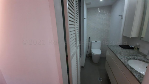 Imagen 10 de 14 de Apartamento En Venta La Castellana Mls #21-15978
