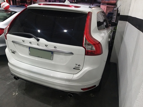 Imagem 5 de 10 de Volvo Xc60 2015 3.0 T6 R-design 5p