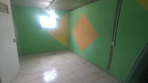 Imagen 8 de 11 de Local Comercial En Venta En El Mirador Del Bosque - Cua