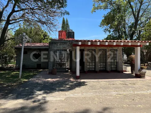 Bungalow En Club Roca Azul, Jocotepec. Jal.