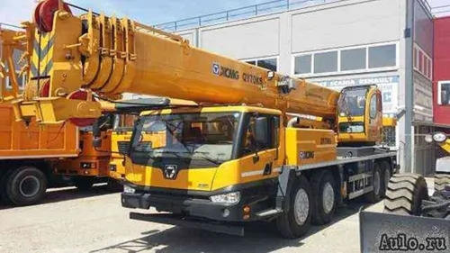 Grua Telescopica Sobre Camion Qy70k