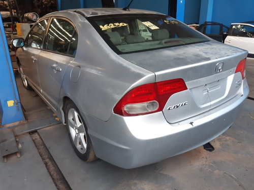 Imagem 5 de 11 de Sucata New Civic Lxs 1.8 16v Gasolina 2007 Para Venda Peças