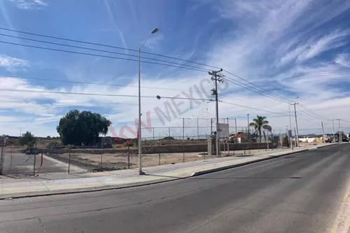 Se Vende Terreno En Tlacote El Bajo, Querétaro, Con Frente A La Carretera A Mompaní
