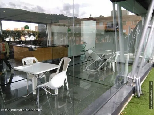 Comercial En Cedritos(bogota) Rah Co: 25-748