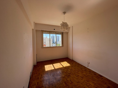 Imagen 11 de 14 de Departamento Dos Ambientes Con Balcón En Piso Alto Saavedra En Venta