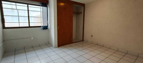 Casa En Venta, Jardines De Satélite, Naucalpan, 5 Recamaras.
