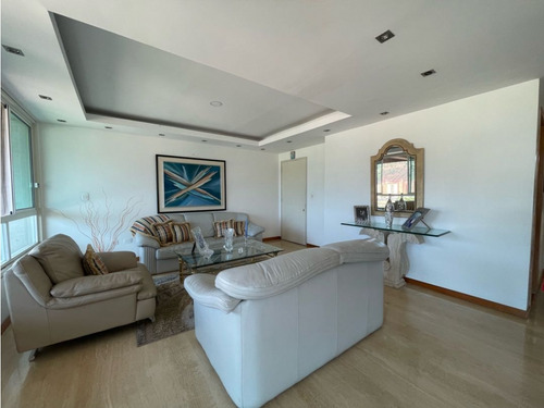 Vendo Apartamento 127m2 Escampadero 3816