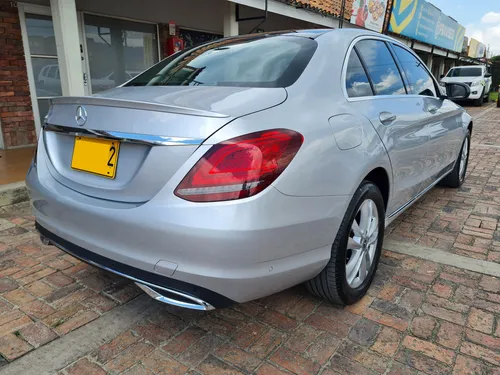 Mercedes Benz Clase C180 Avantgarde 1.6cc At Aa 4x2