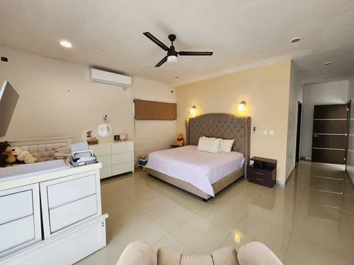 Casa En Venta Con Paneles Solares En Colonia Maya - Hi2406286