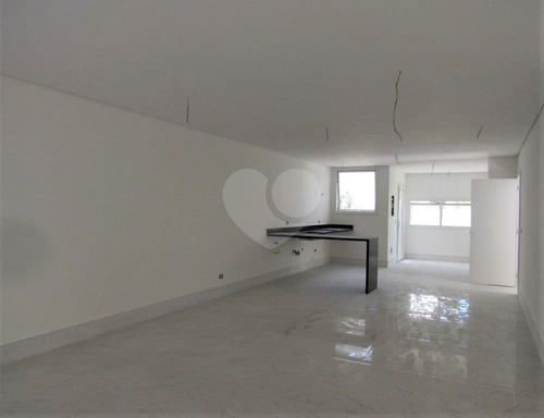 Imagem 13 de 21 de Casa Em Condomínio Nova Com 4 Suítes Na Granja Julieta - Reo258244