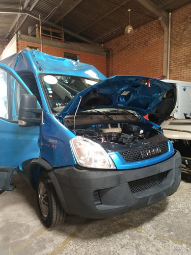 Iveco 30s13 Daily City Baixado No Detran Somete Em Peças